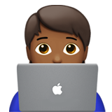 technologist: medium-dark skin tone