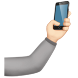 selfie: light skin tone